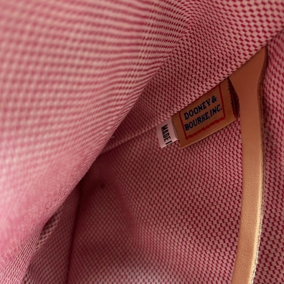 DOONEY AND BOURKE RED CANVAS LEATHER STRAP XL LOGO TOTE TRAVEL SHOULDER BAG NWOT - Picture 8 of 11